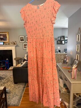 Women's Coral Floral Maxi Dress - Smocked Bodice